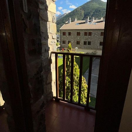 Apartamento El Roble Villanúa Eksteriør billede