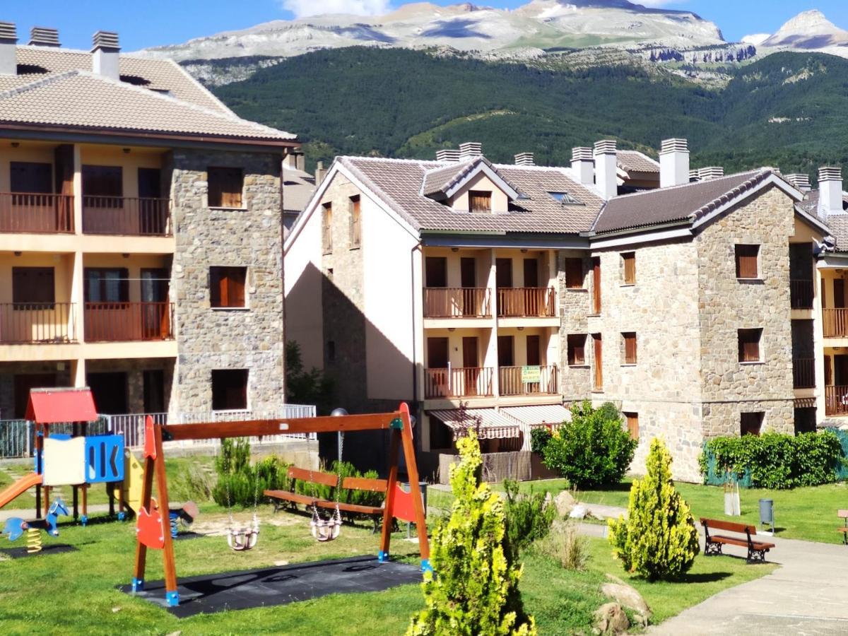 Apartamento El Roble Villanúa Eksteriør billede