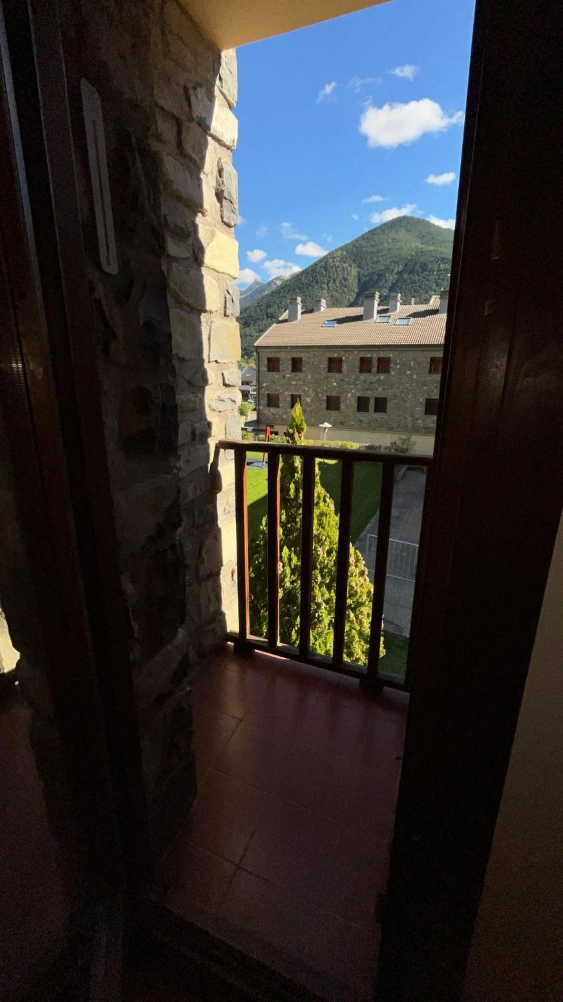 Apartamento El Roble Villanúa Eksteriør billede
